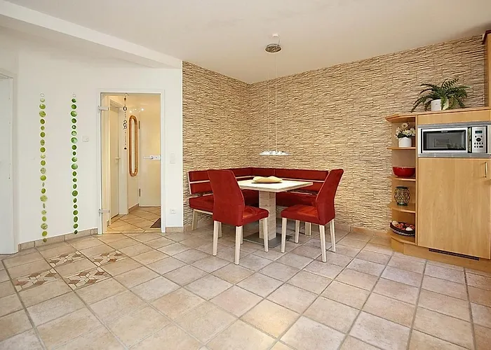 Appartement Haus Am Teich 13 *